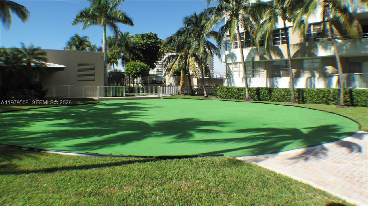 1965 S Ocean Dr, Unit 5Q, Hallandale Beach, FL 33009 Photo