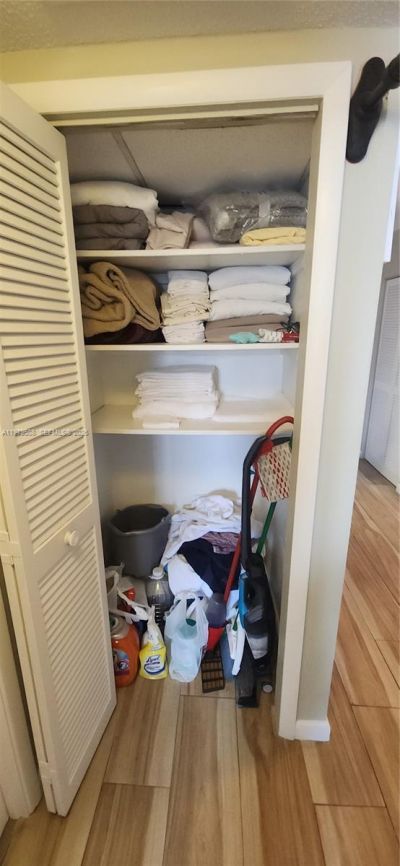 1965 S Ocean Dr, Unit 5Q, Hallandale Beach, FL 33009 Photo