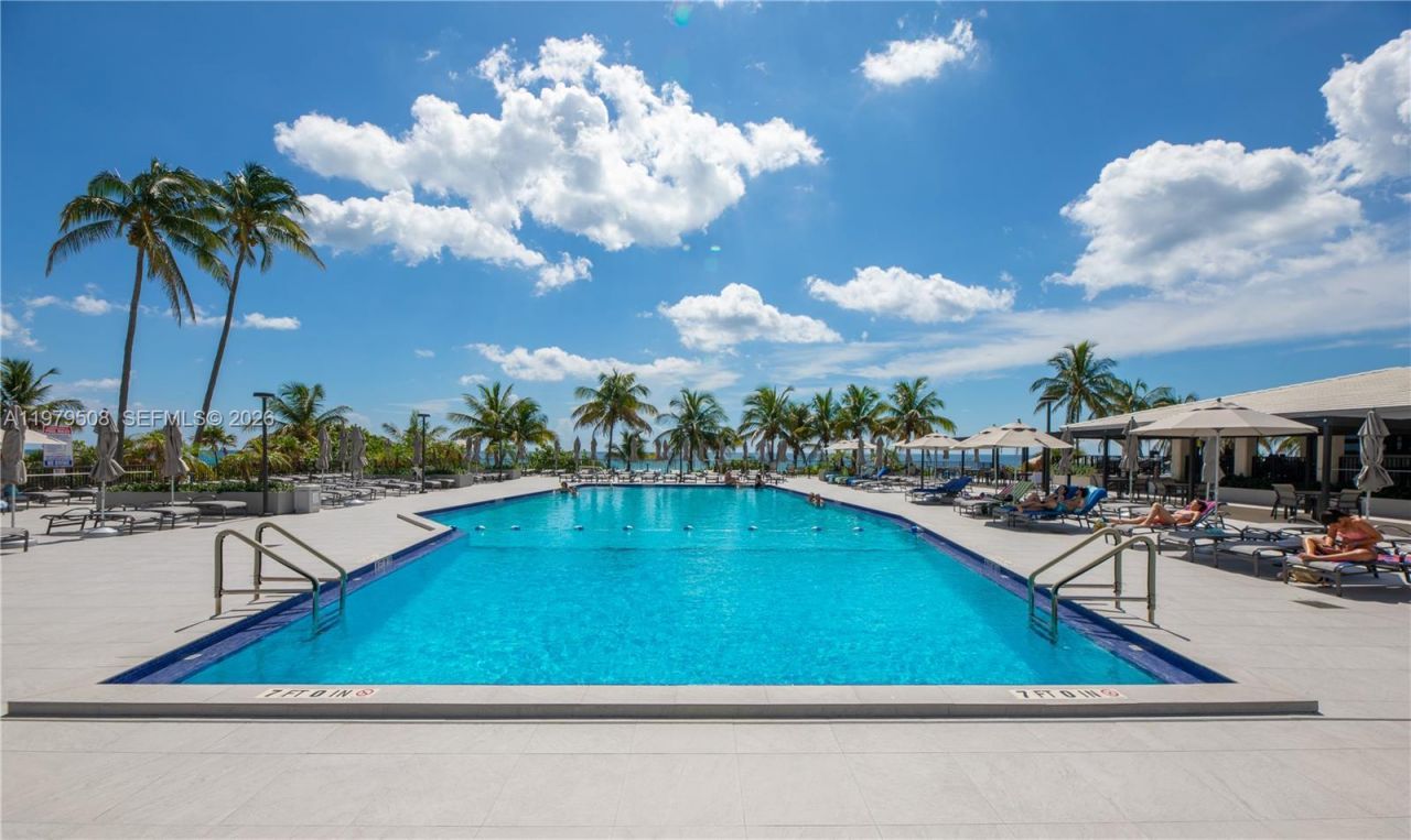 1965 S Ocean Dr, Unit 5Q, Hallandale Beach, FL 33009 Photo