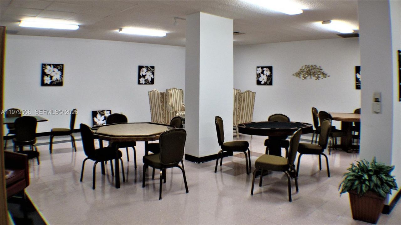 1965 S Ocean Dr, Unit 5Q, Hallandale Beach, FL 33009 Photo