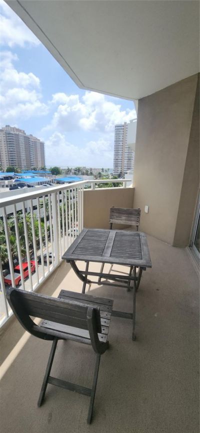 1965 S Ocean Dr, Unit 5Q, Hallandale Beach, FL 33009 Photo