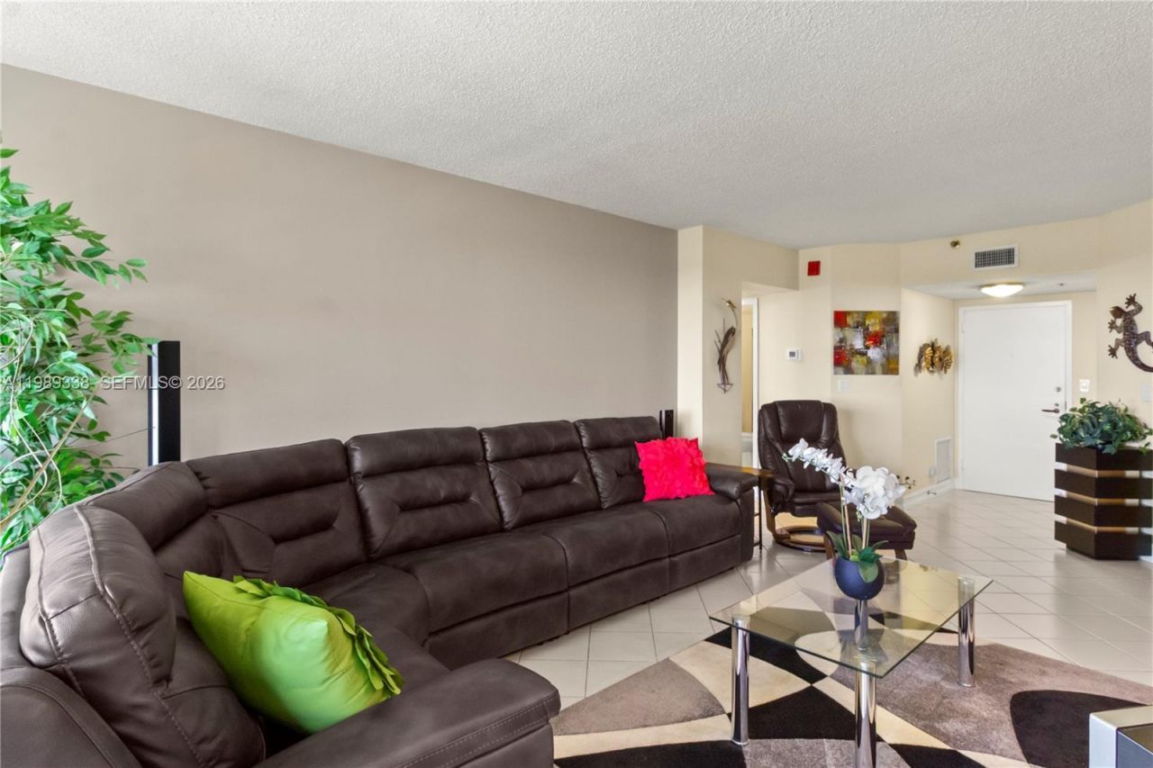 7400 Radice Ct , Unit 702, Lauderhill, FL 33319 Photo