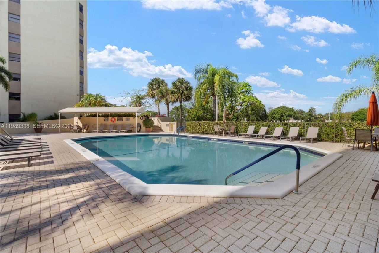 7400 Radice Ct , Unit 702, Lauderhill, FL 33319 Photo