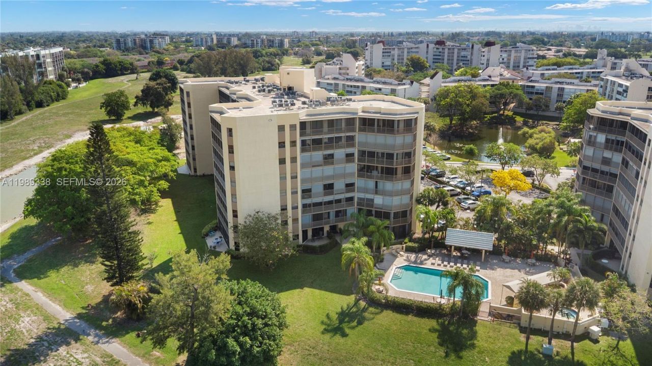 7400 Radice Ct , Unit 702, Lauderhill, FL 33319 Photo