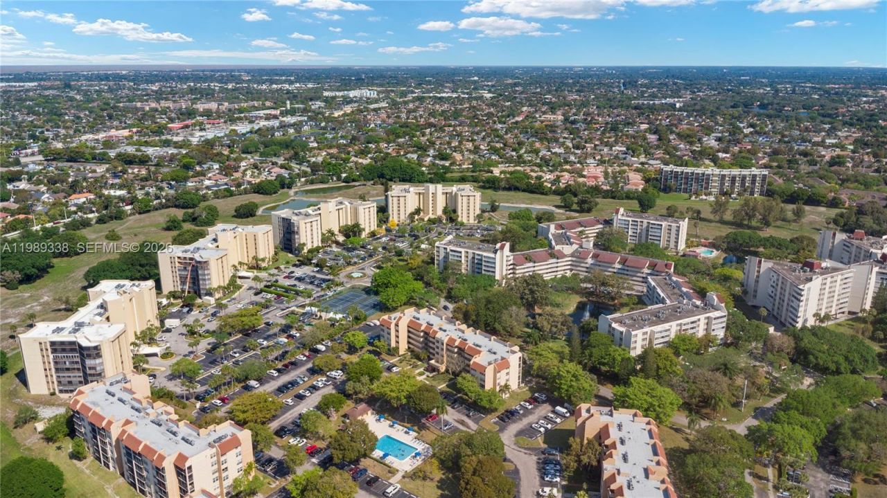 7400 Radice Ct , Unit 702, Lauderhill, FL 33319 Photo