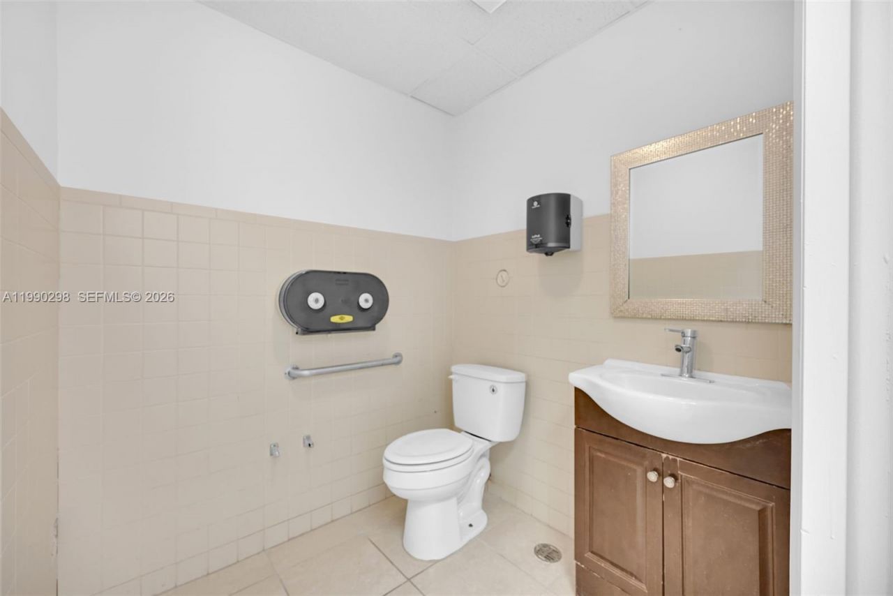 3801 N University Dr , Unit 402, Fort Lauderdale, FL 33351 Photo