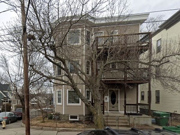 288 Boston Ave., Unit 3, Medford, MA 02155