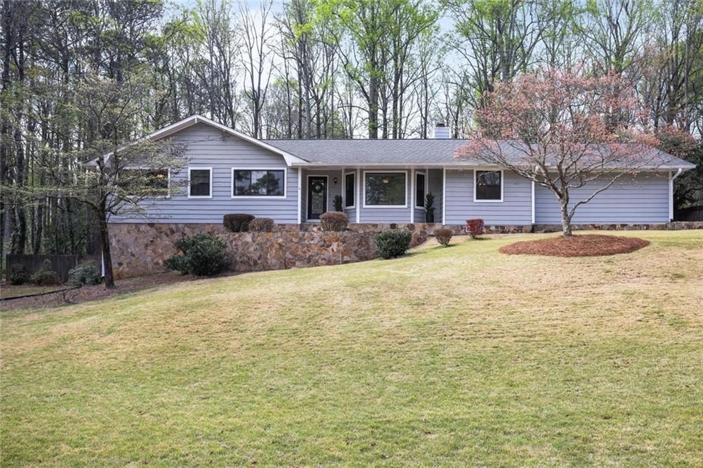 785 E Hembree Crossing, Roswell, GA 30076 Main Photo