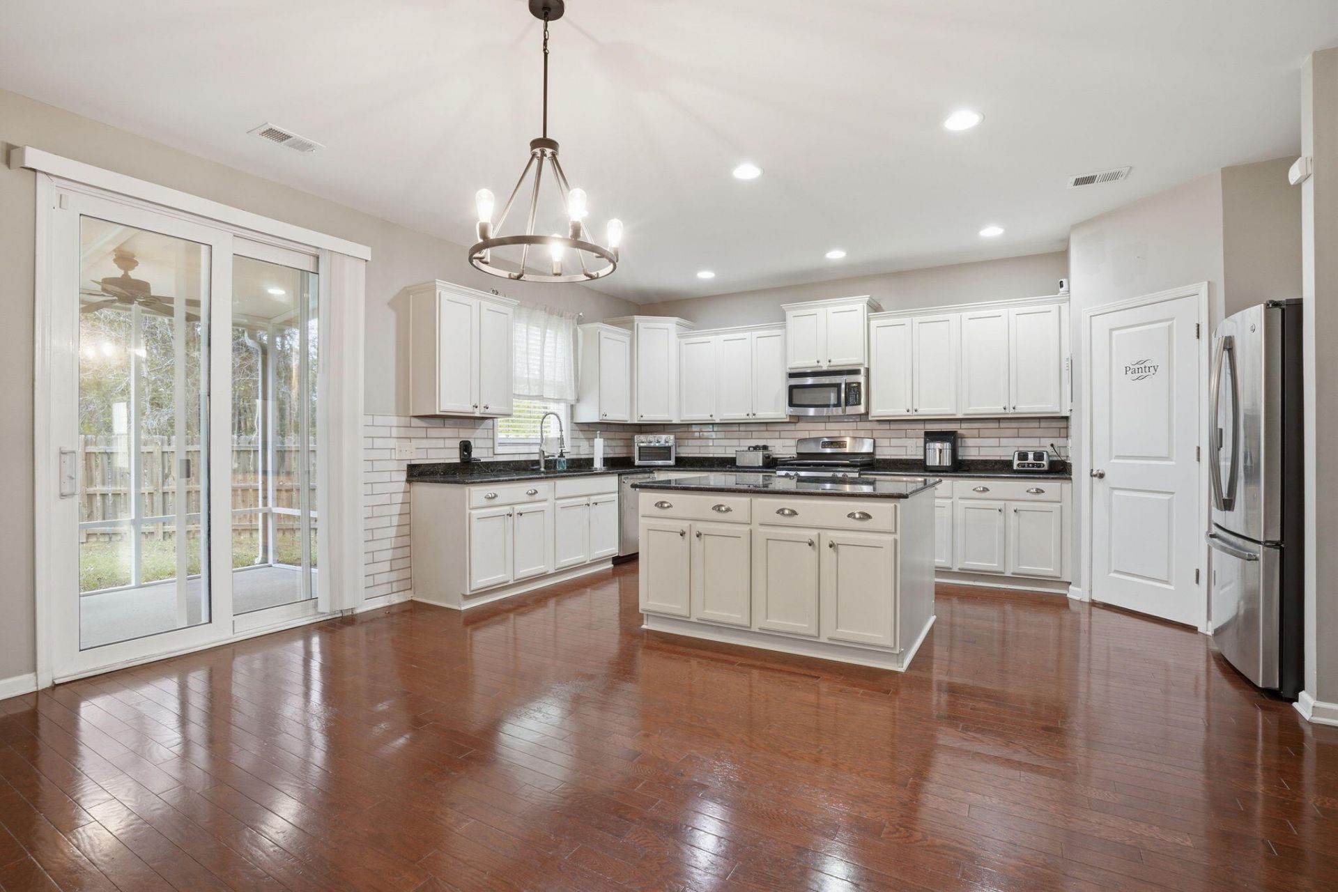 2307 Hummingbird Lane Photo 15