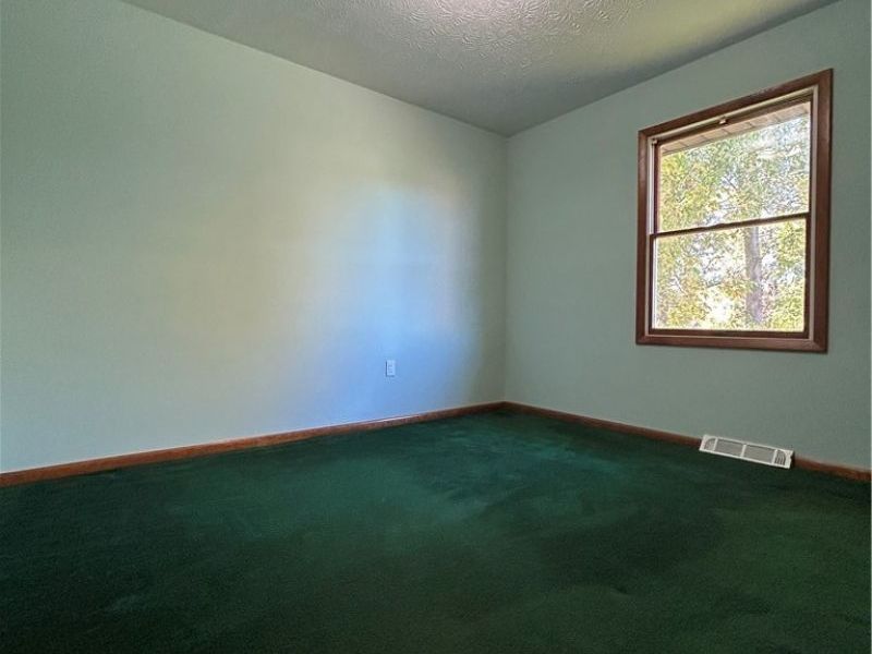 2205 Kimball Court, Akron, OH 44314 Photo 11