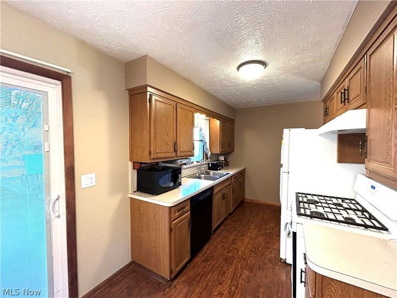 2205 Kimball Court, Akron, OH 44314 Photo 7