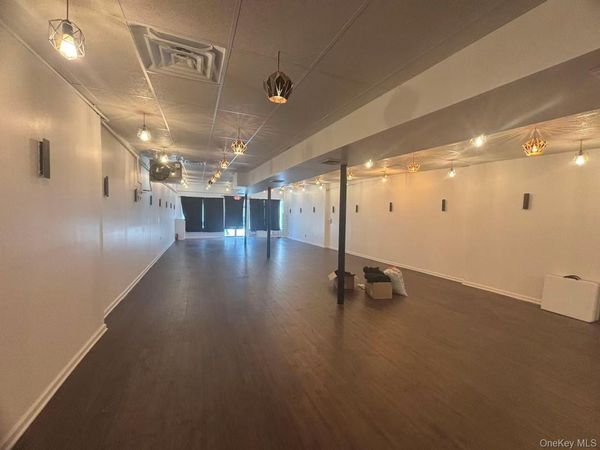 205 Rockaway Avenue , Valley Stream, NY 11580