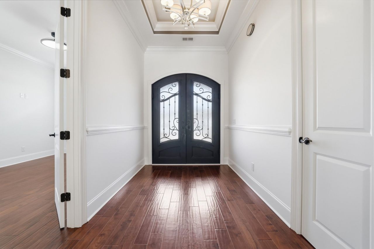 630 Edgecreek Dr.  Photo 5