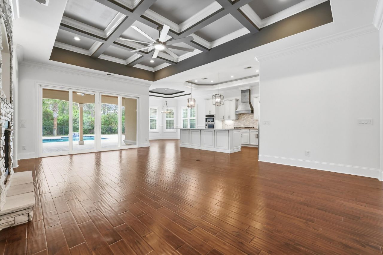 630 Edgecreek Dr.  Photo 6