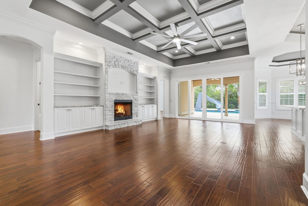 630 Edgecreek Dr.  Photo 9