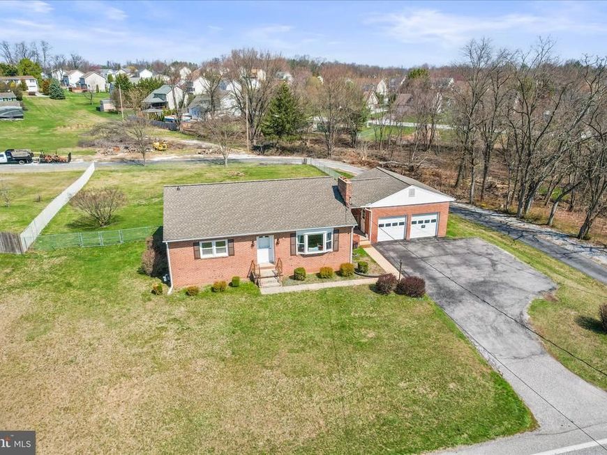 1885 Roosevelt Avenue, York, PA 17408 Main Photo