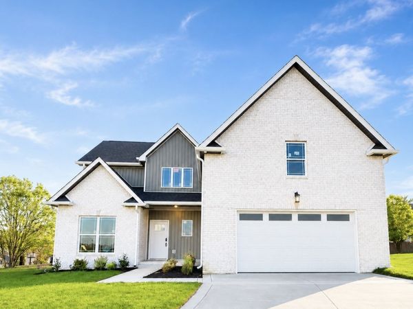 112 Apple Blossom Ct, Clarksville, TN 37042