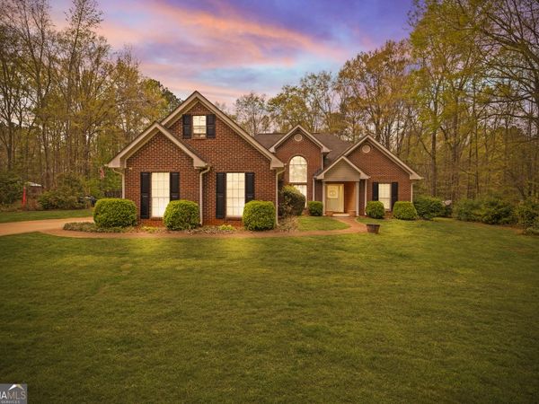 215 Ewing Drive, Social Circle, GA 30025