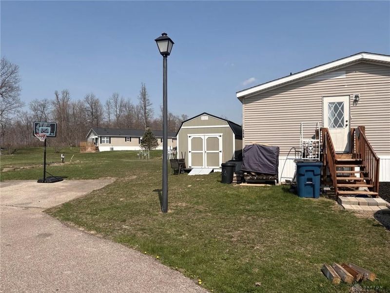 348 Oakwood Court, Dayton, OH 45417 Photo 12