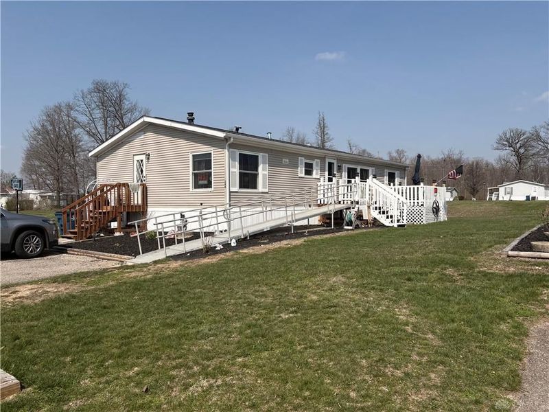 348 Oakwood Court, Dayton, OH 45417 Photo 2