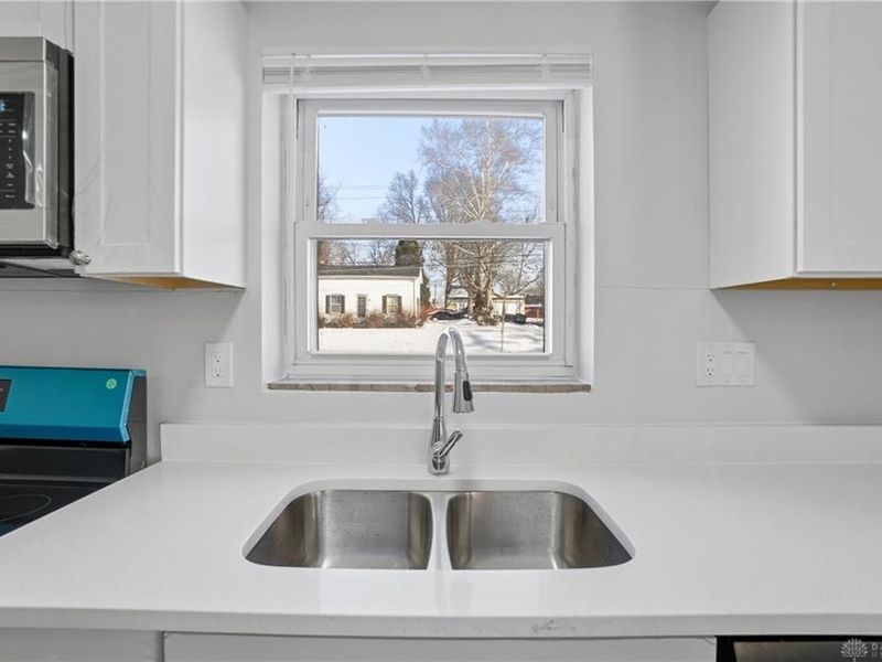 2807 W Galbraith Road, Cincinnati, OH 45239 Photo 9