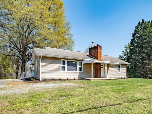 3283 US Highway 64 , Advance, NC 27006