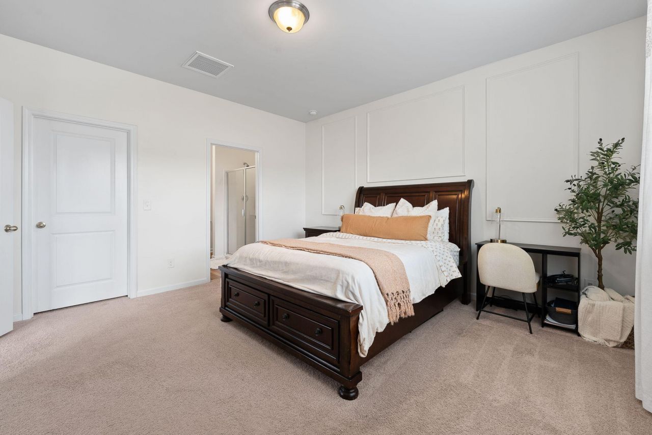 601 Wayton Circle Photo 11