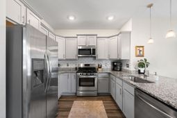 601 Wayton Circle photo 4