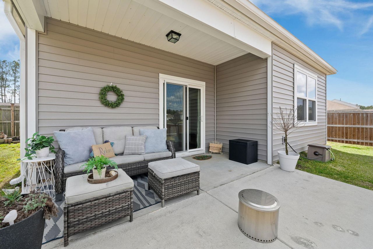 601 Wayton Circle Photo 6