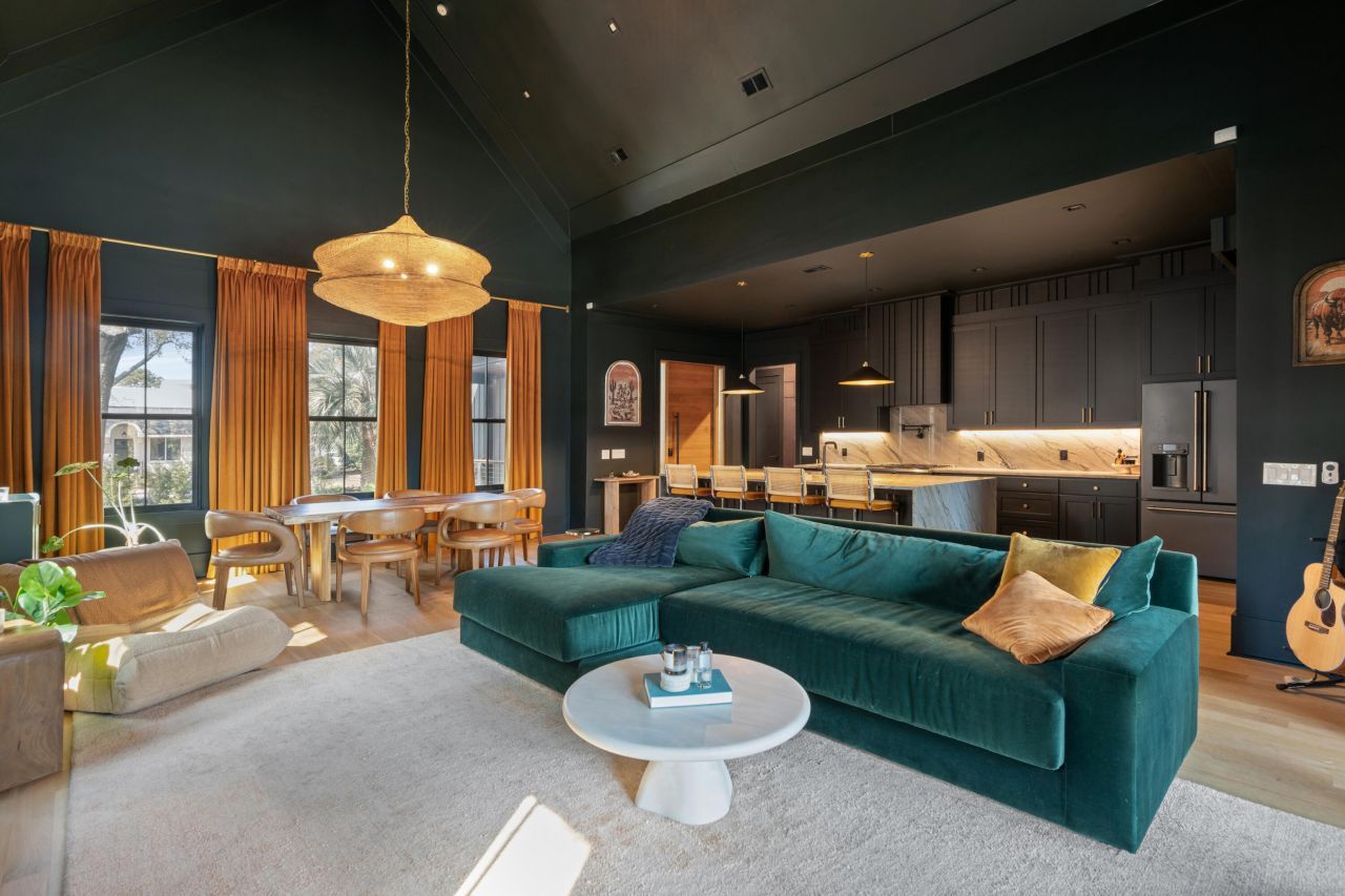 641 Coral Street Photo 10