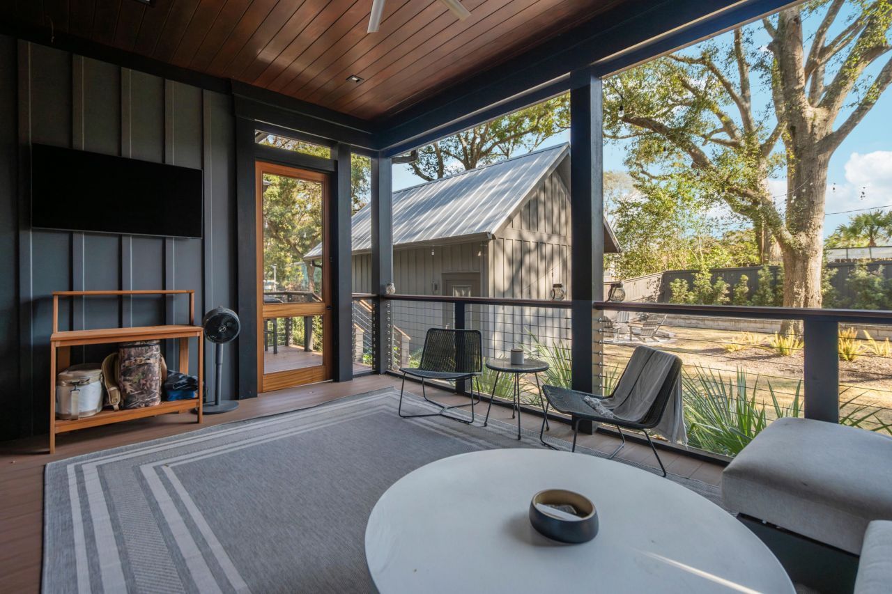 641 Coral Street Photo 15