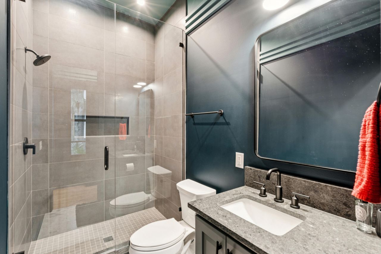 641 Coral Street Photo 32