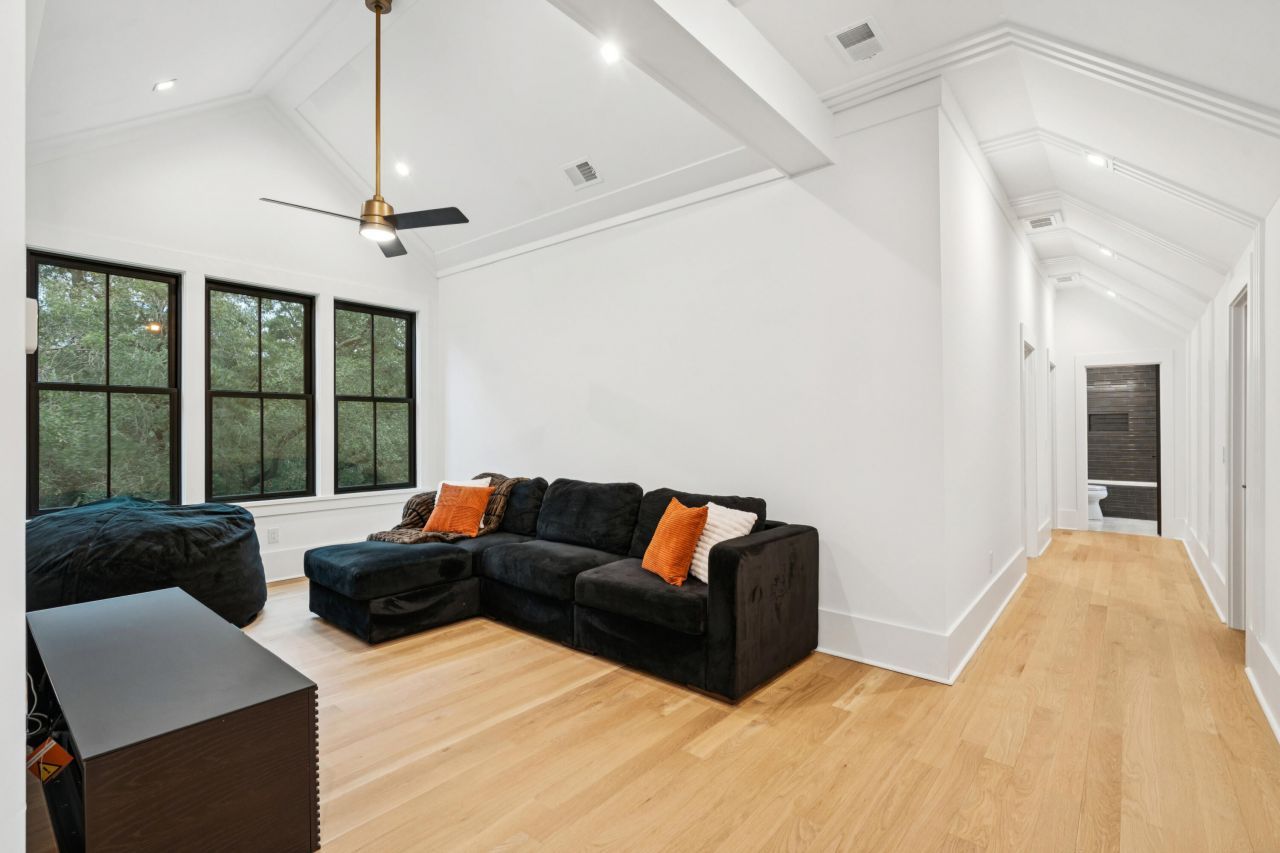 641 Coral Street Photo 38