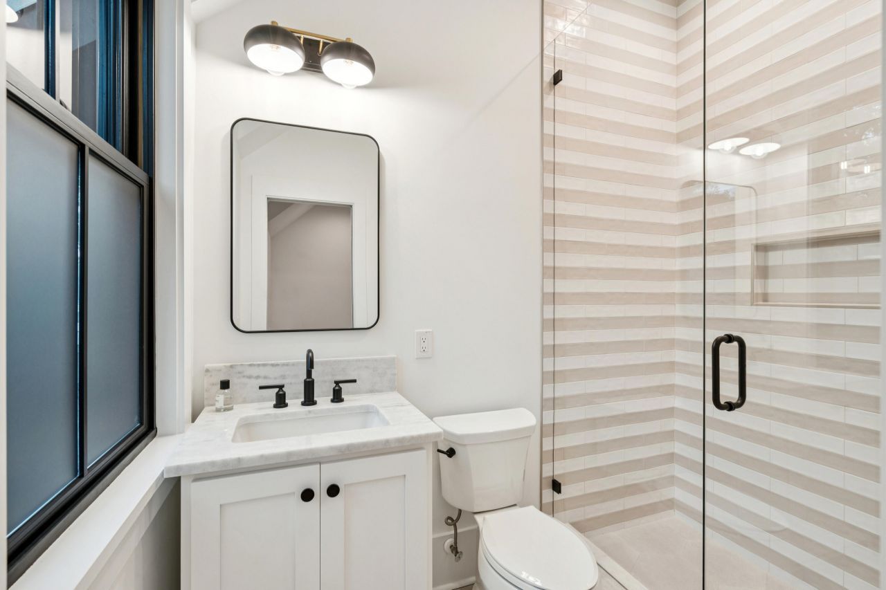 641 Coral Street Photo 42