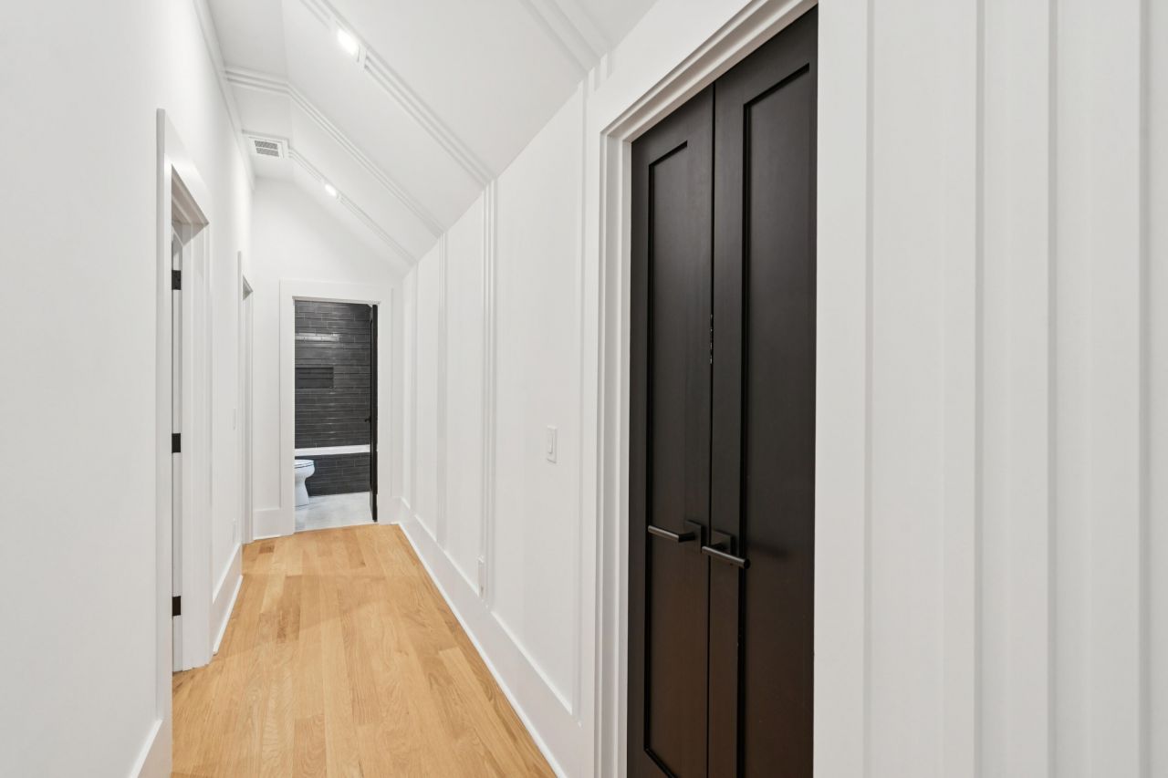 641 Coral Street Photo 44