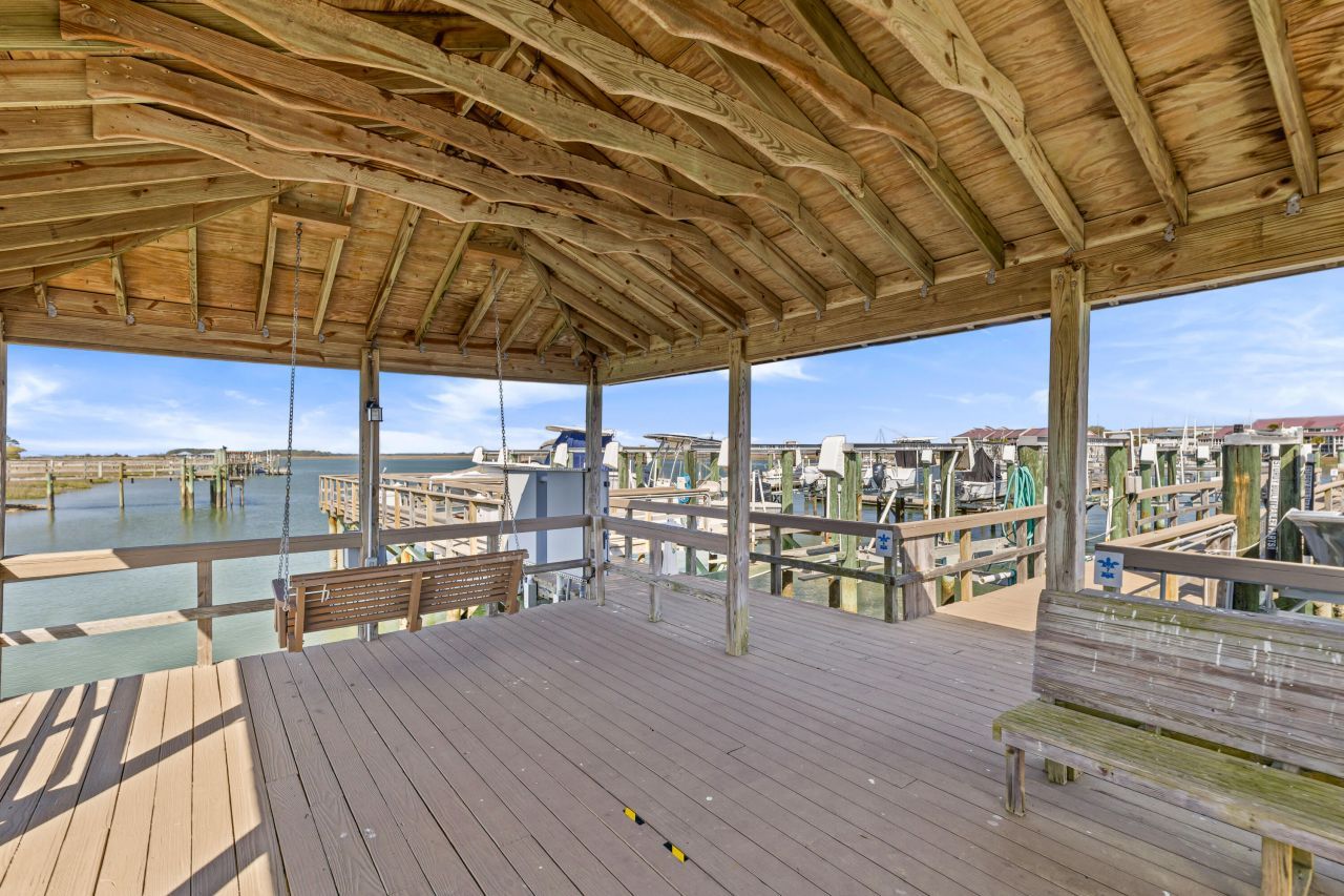 81 Sandbar Lane Photo 39