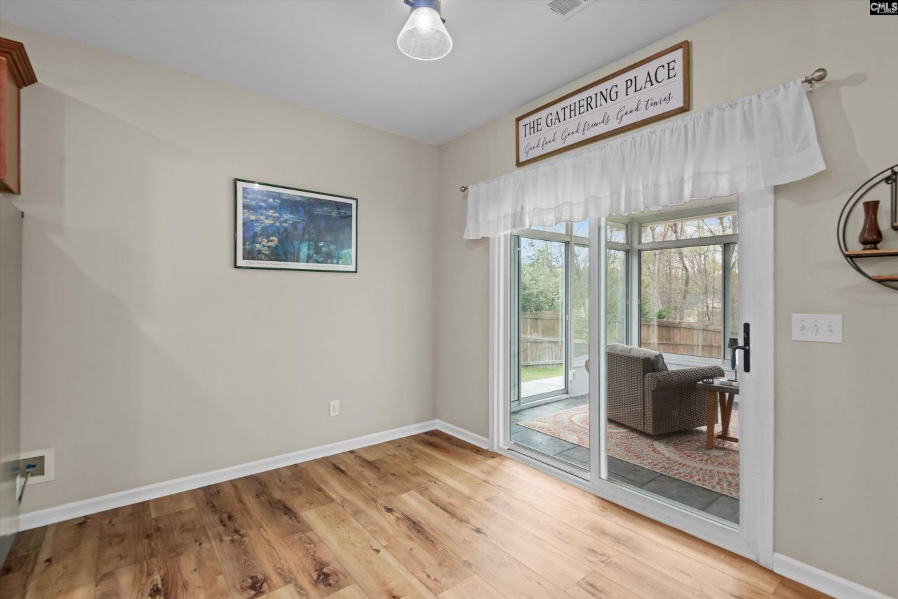 307 Eagle Claw Drive Photo 15