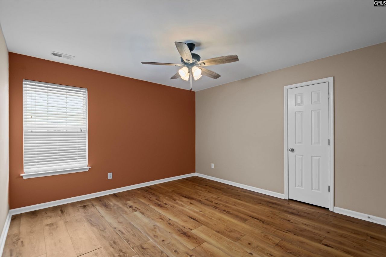 307 Eagle Claw Drive Photo 21