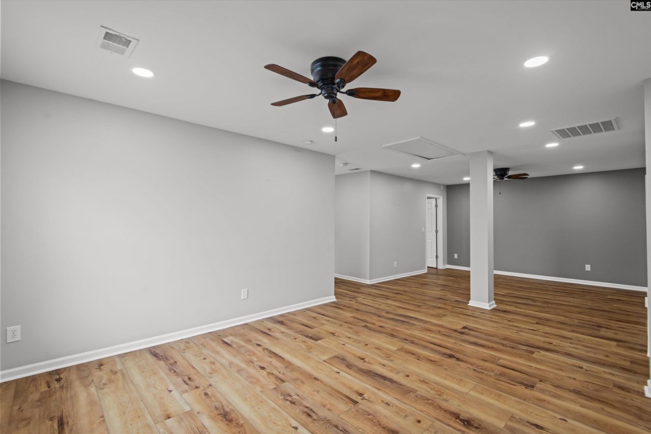 307 Eagle Claw Drive Photo 24