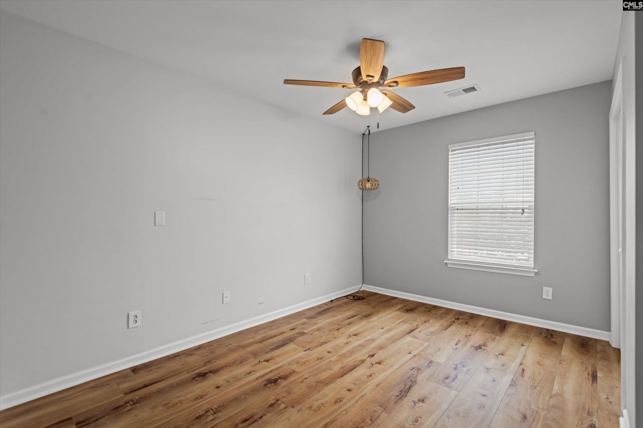 307 Eagle Claw Drive Photo 31