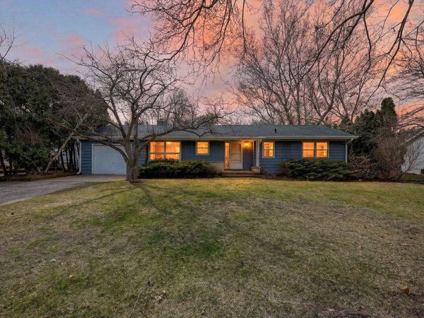 4805 Midmoor Road, Monona, WI 53716