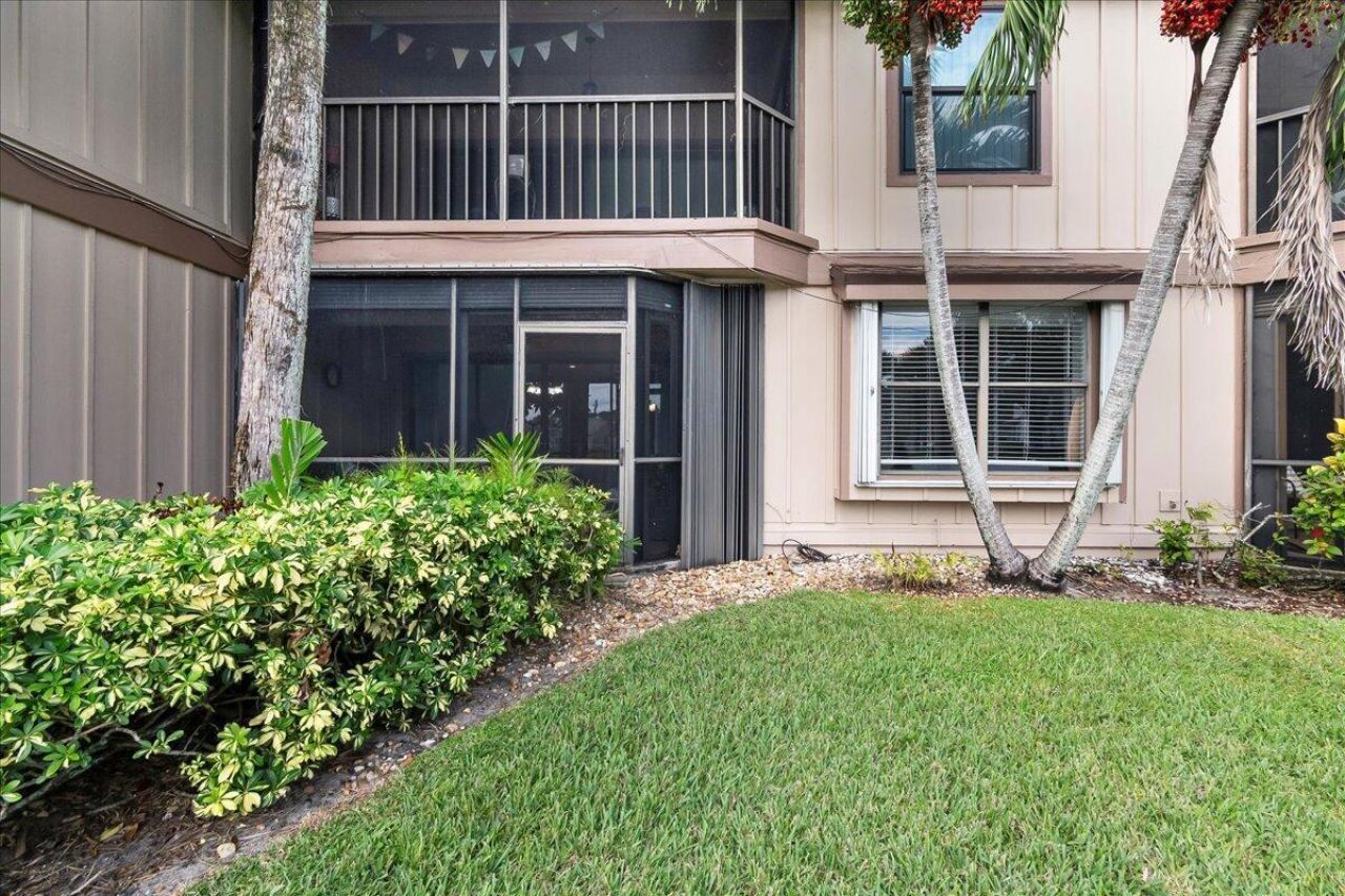 400 Crosswinds Drive, Unit B1, Greenacres, FL 33413 Photo