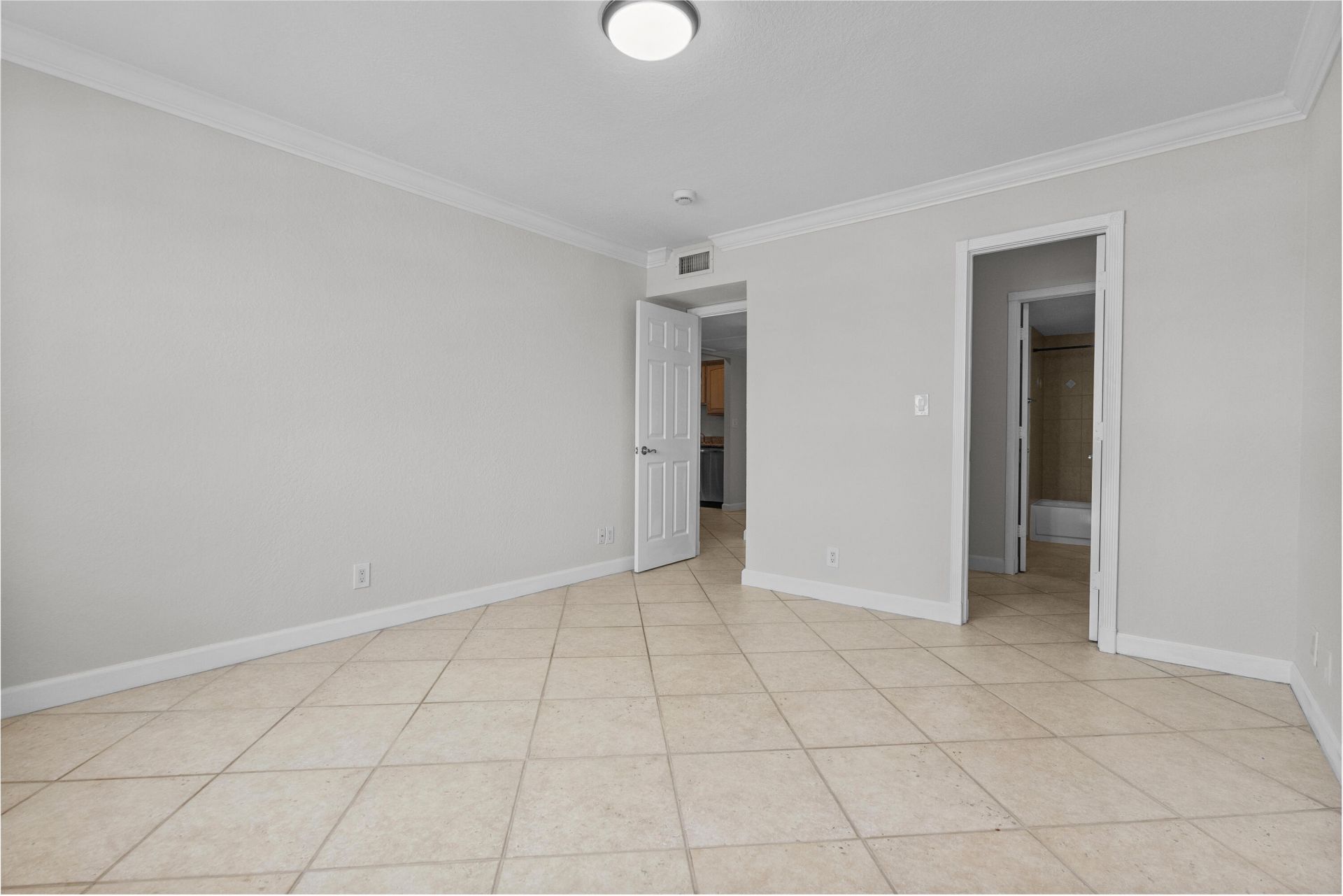 1515 E Broward Boulevard, Unit 426, Fort Lauderdale, FL 33301 Photo