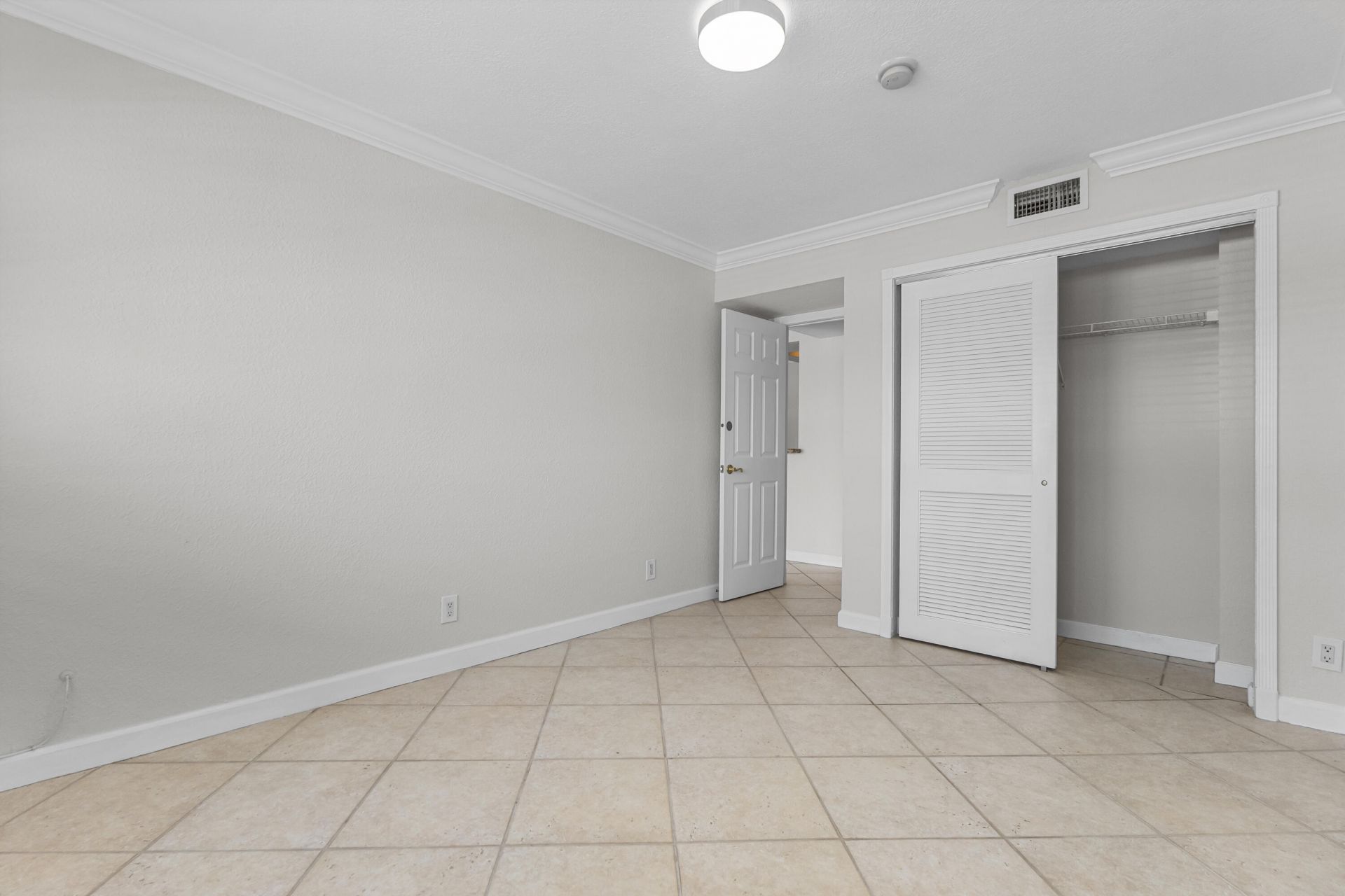 1515 E Broward Boulevard, Unit 426, Fort Lauderdale, FL 33301 Photo