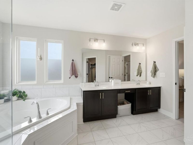 4354 Highland Green Drive, Mason, OH 45040 Photo 39