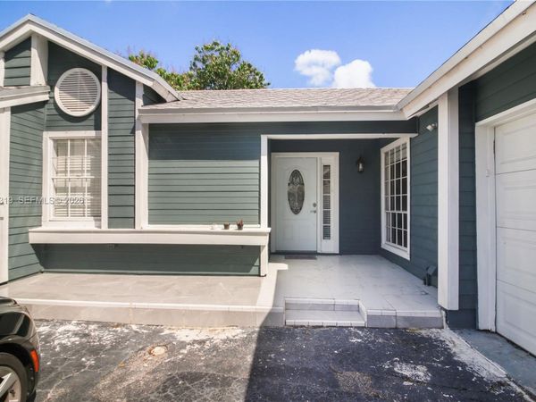 10135 SW 139th Pl , Miami, FL 33186