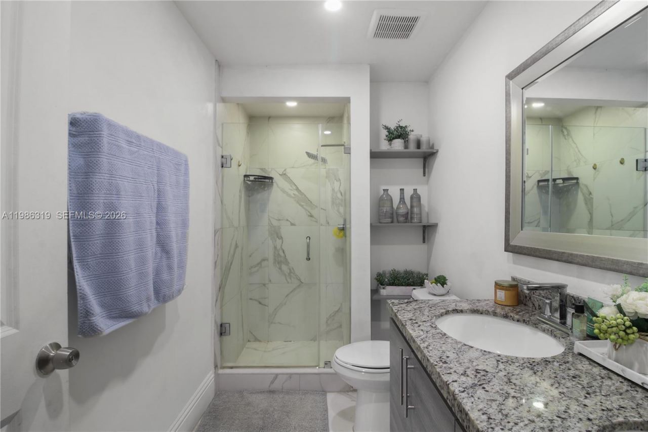 10135 SW 139th Pl , Miami, FL 33186 Photo