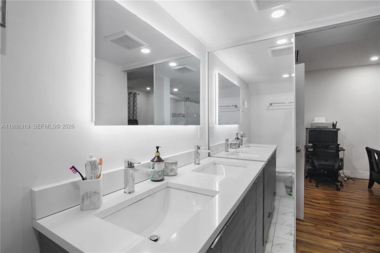 10135 SW 139th Pl , Miami, FL 33186 Photo