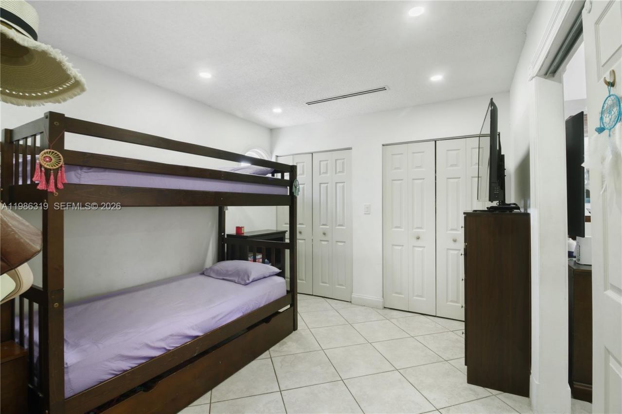 10135 SW 139th Pl , Miami, FL 33186 Photo