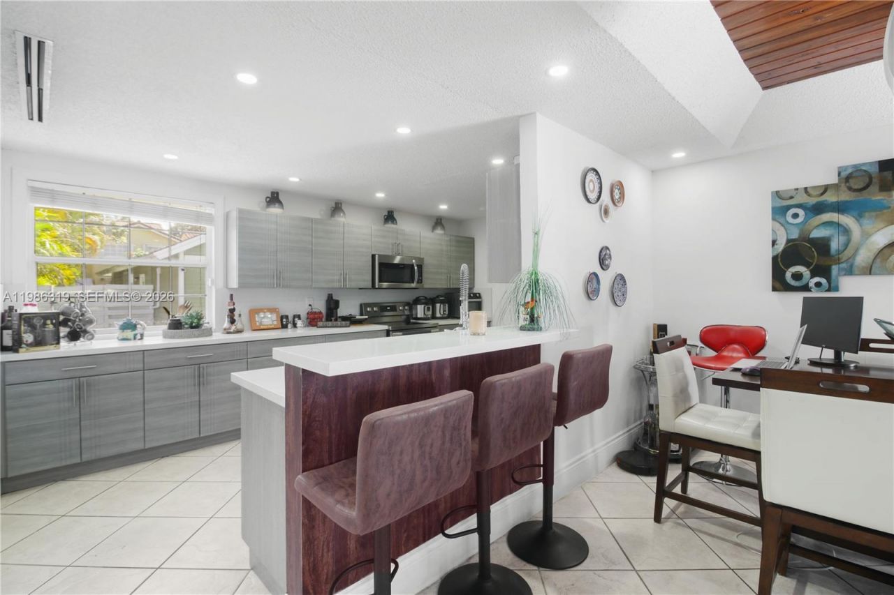 10135 SW 139th Pl , Miami, FL 33186 Photo